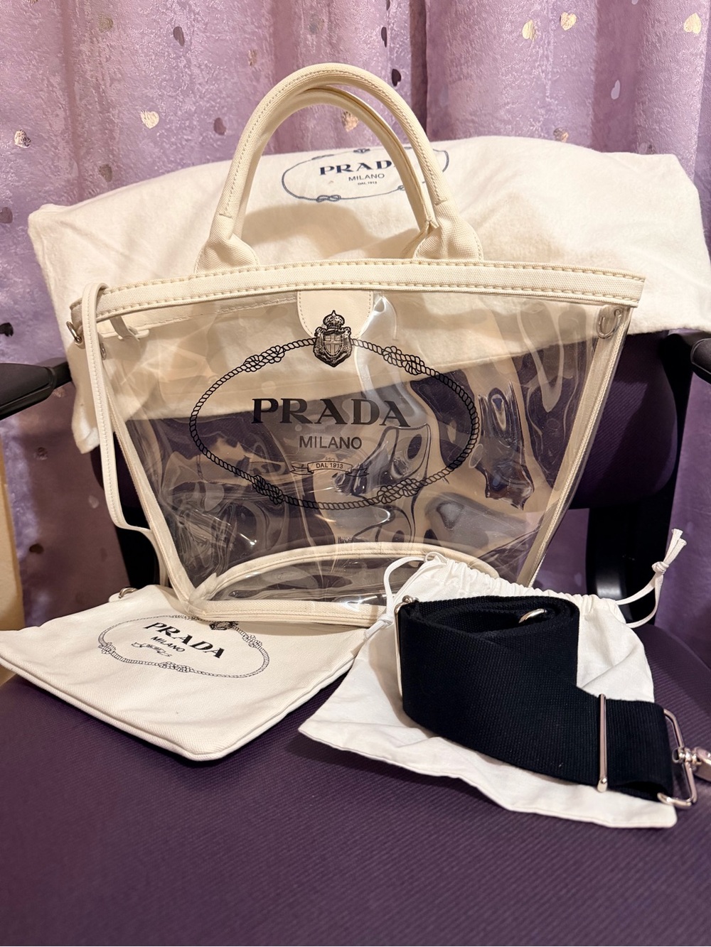 Prada bag with Drawstring Dust Bag with Logo. Pouch and strap plus authenticity. - Picture 6 of 10